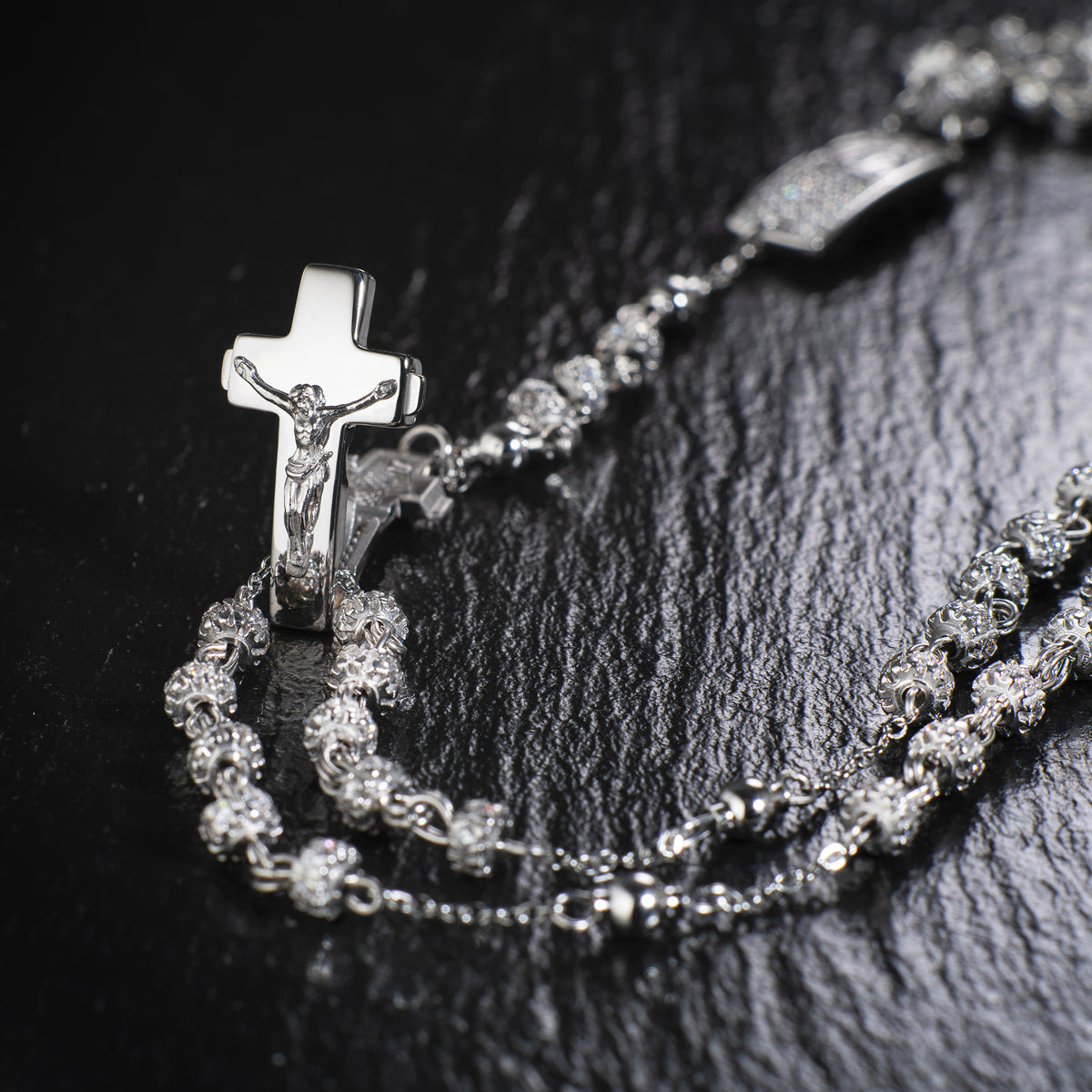 Ghirelli® Rosalet® with Miraculous Medal