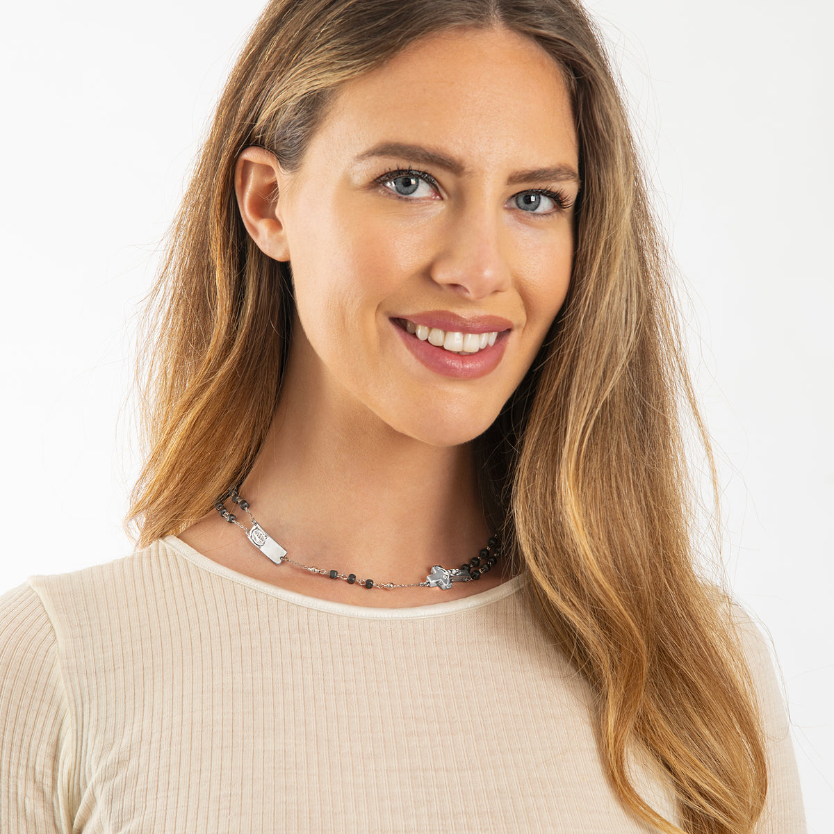 COLLANA ROSALET® PERLE QUADRATE IN EMATITE OPACA, ARGENTO STERLING E PATER ROTONDI
