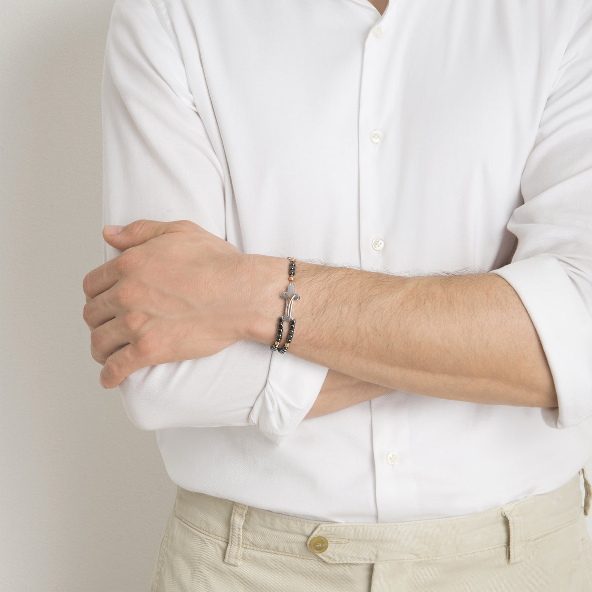 Miraculous Medal centerpiece in sterling silver and rose gold